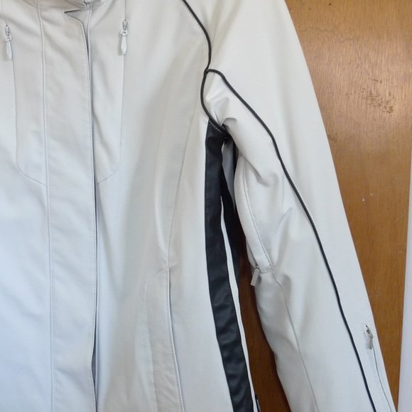 NWOT WOMENS DESCENTE SKI/SNOWBOARD COAT - Picture 5 of 15